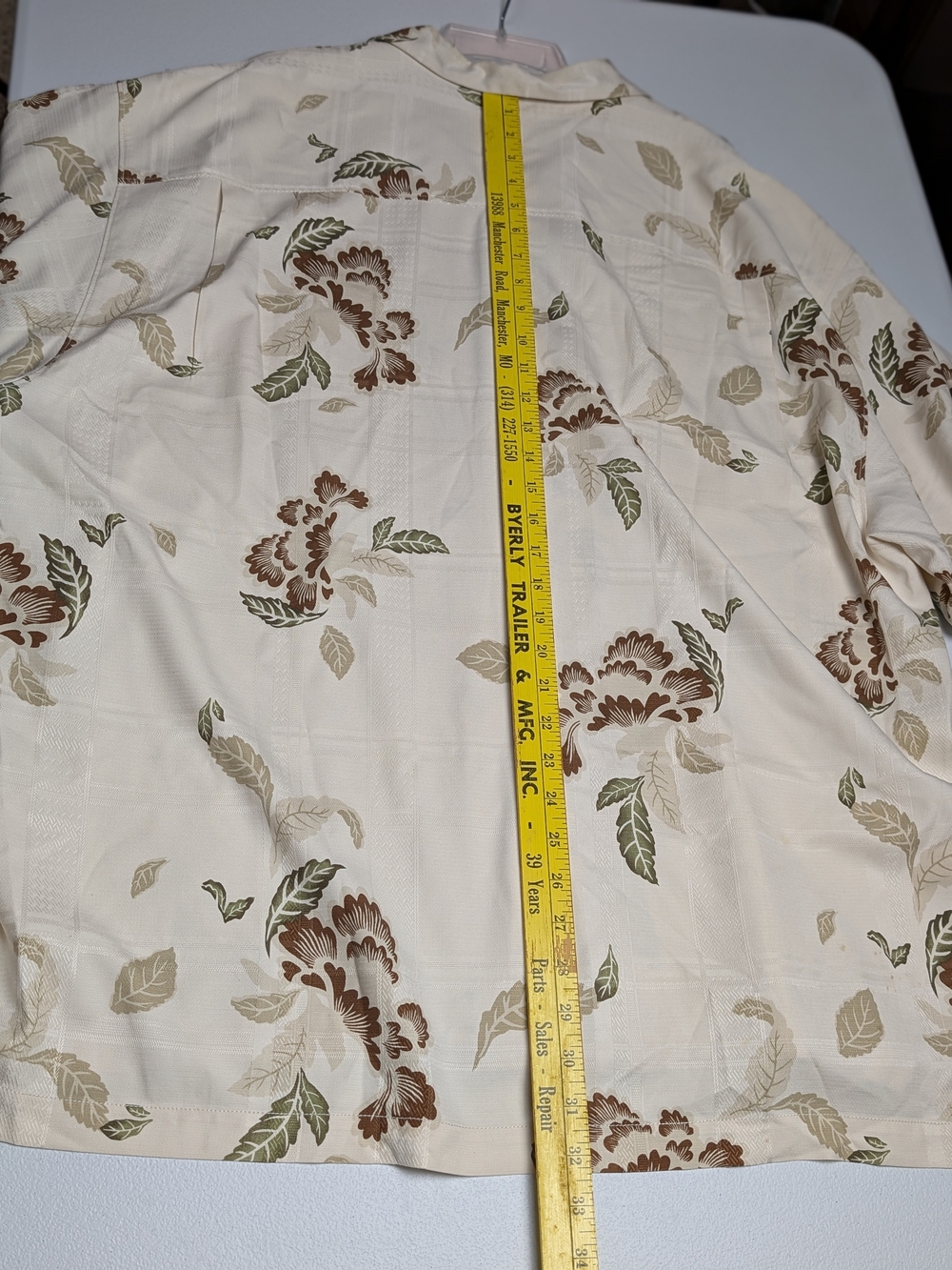 Tommy Bahama Men's XXL 100% Silk Floral Hawaiian Camp Shirt Neutral - Picture 14 of 14